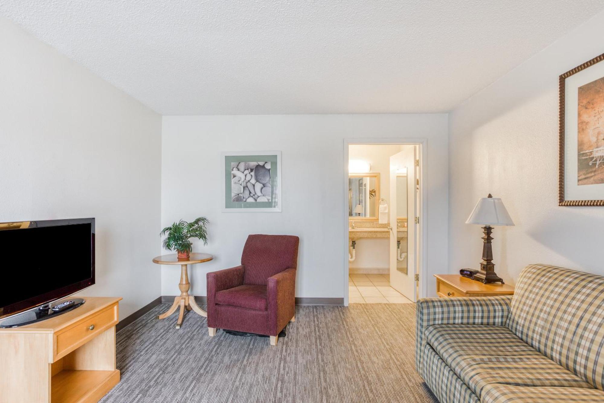 Hotel Oyo Townhouse Owensboro West Esterno foto
