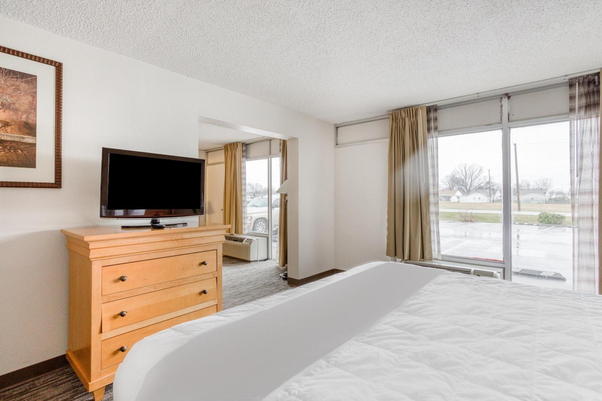 Hotel Oyo Townhouse Owensboro West Esterno foto