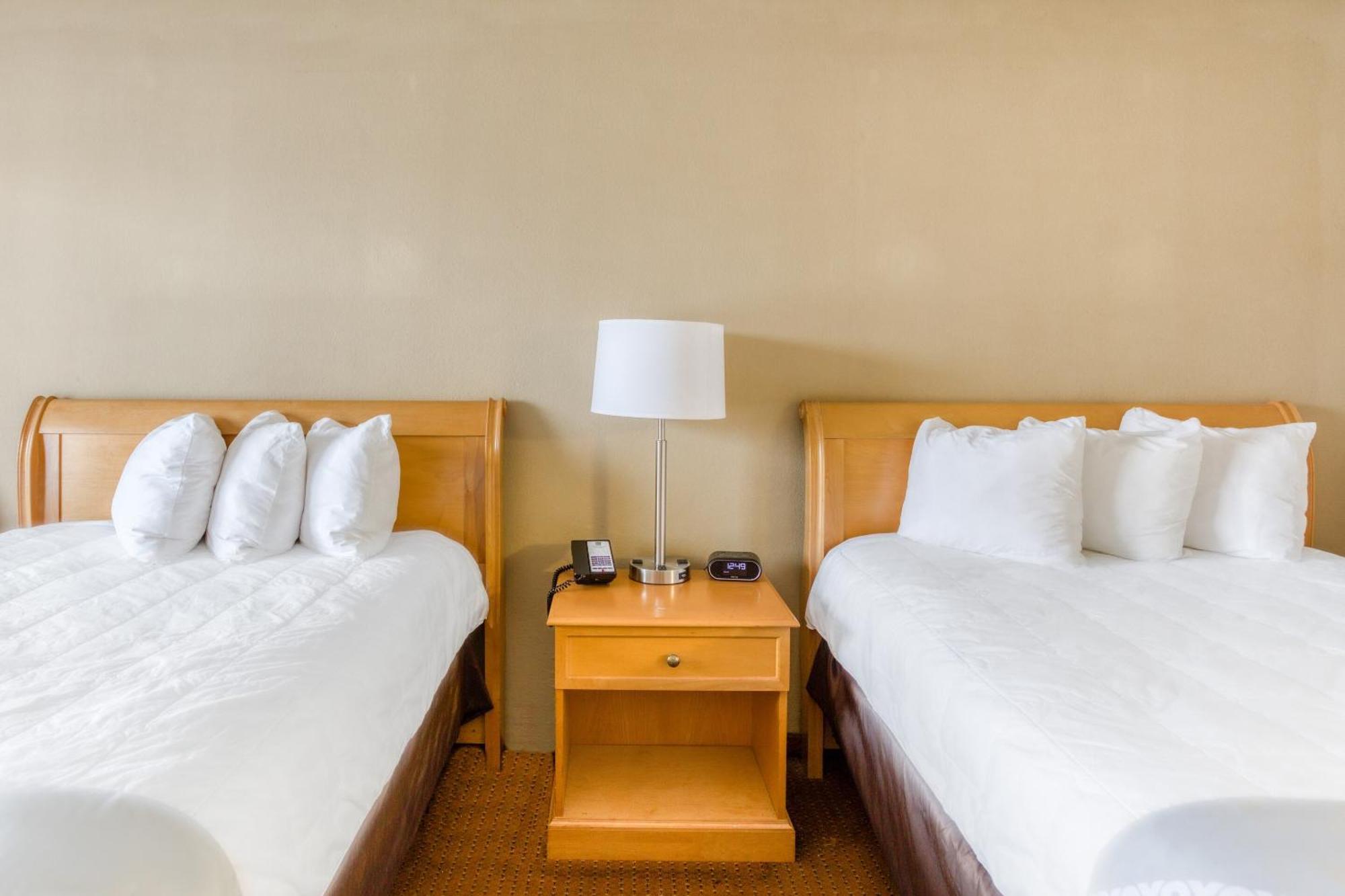 Hotel Oyo Townhouse Owensboro West Esterno foto